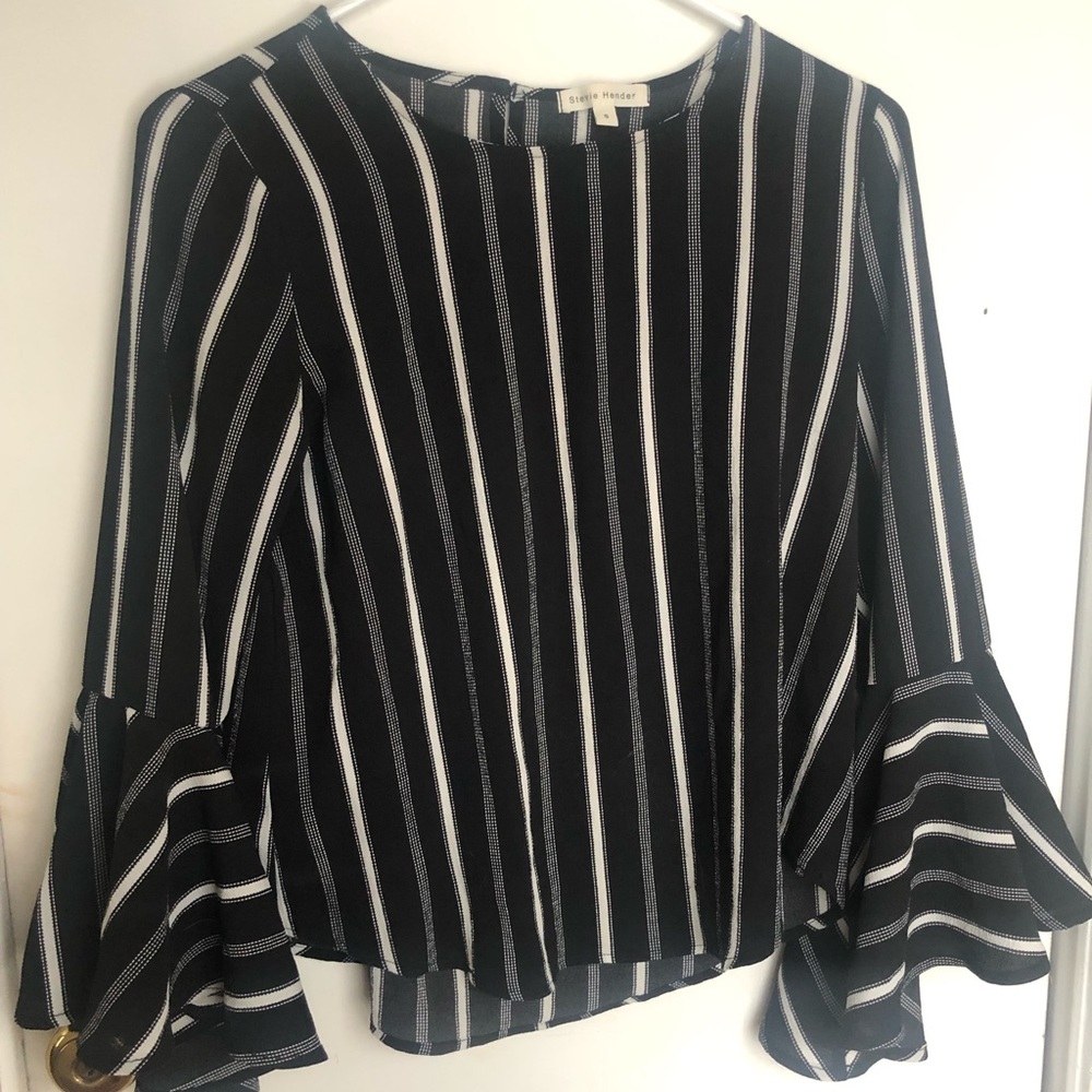 Ruffle top